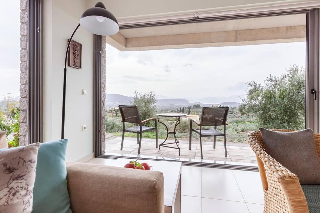 Nafplio, Hill With An Amazing View Apartment Luaran gambar