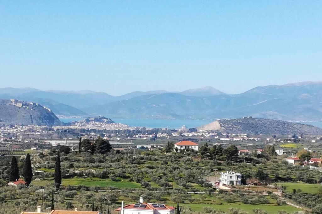 Nafplio, Hill With An Amazing View Apartment Luaran gambar