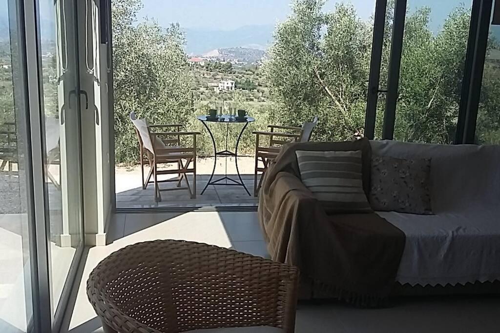 Nafplio, Hill With An Amazing View Apartment Luaran gambar